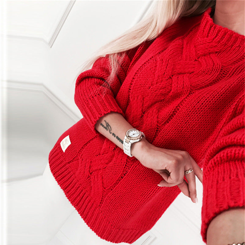 Women's Chunky Knit Sweater with Elegant Cable Design