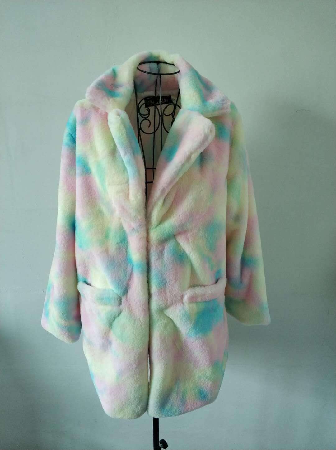 Women's Oversized Plush Jacket Soft & Elegant