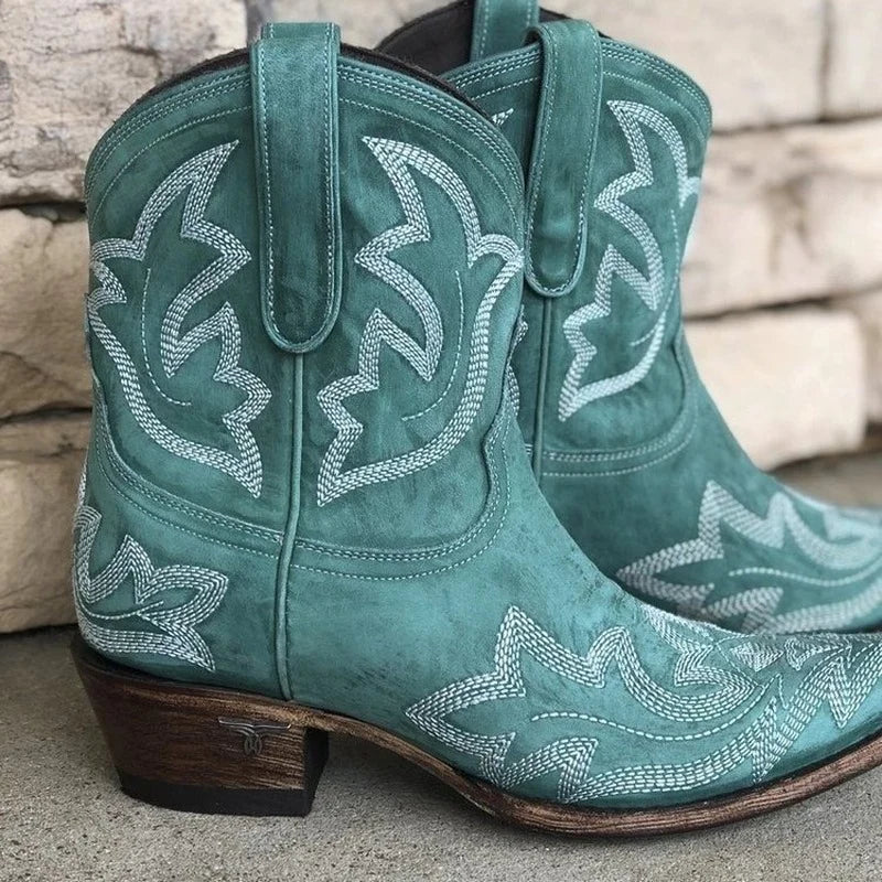 Women's Elegant Embroidered Western Boots