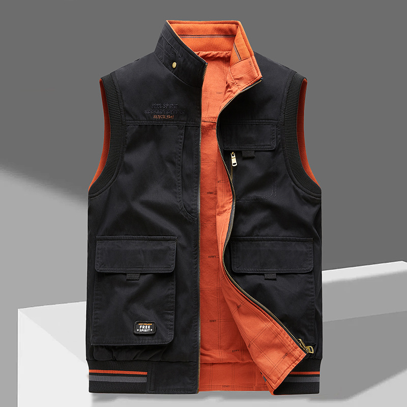 Practical Men's Sleeveless Vest with Many Pockets