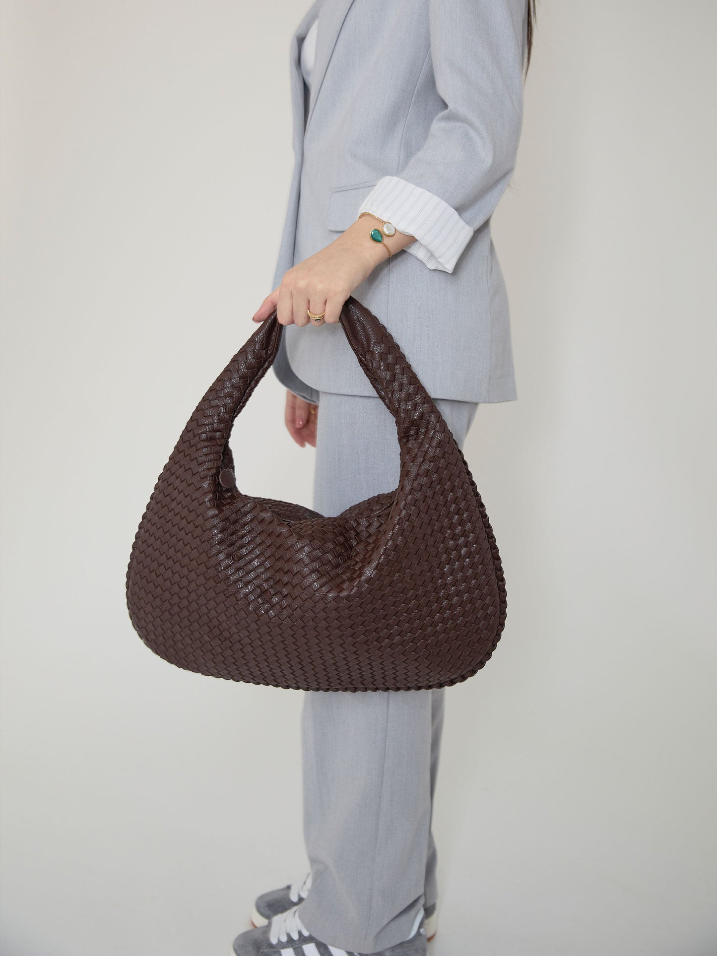Stilvolle Damenhandtasche Geflochten Braun - IdealeKleiden