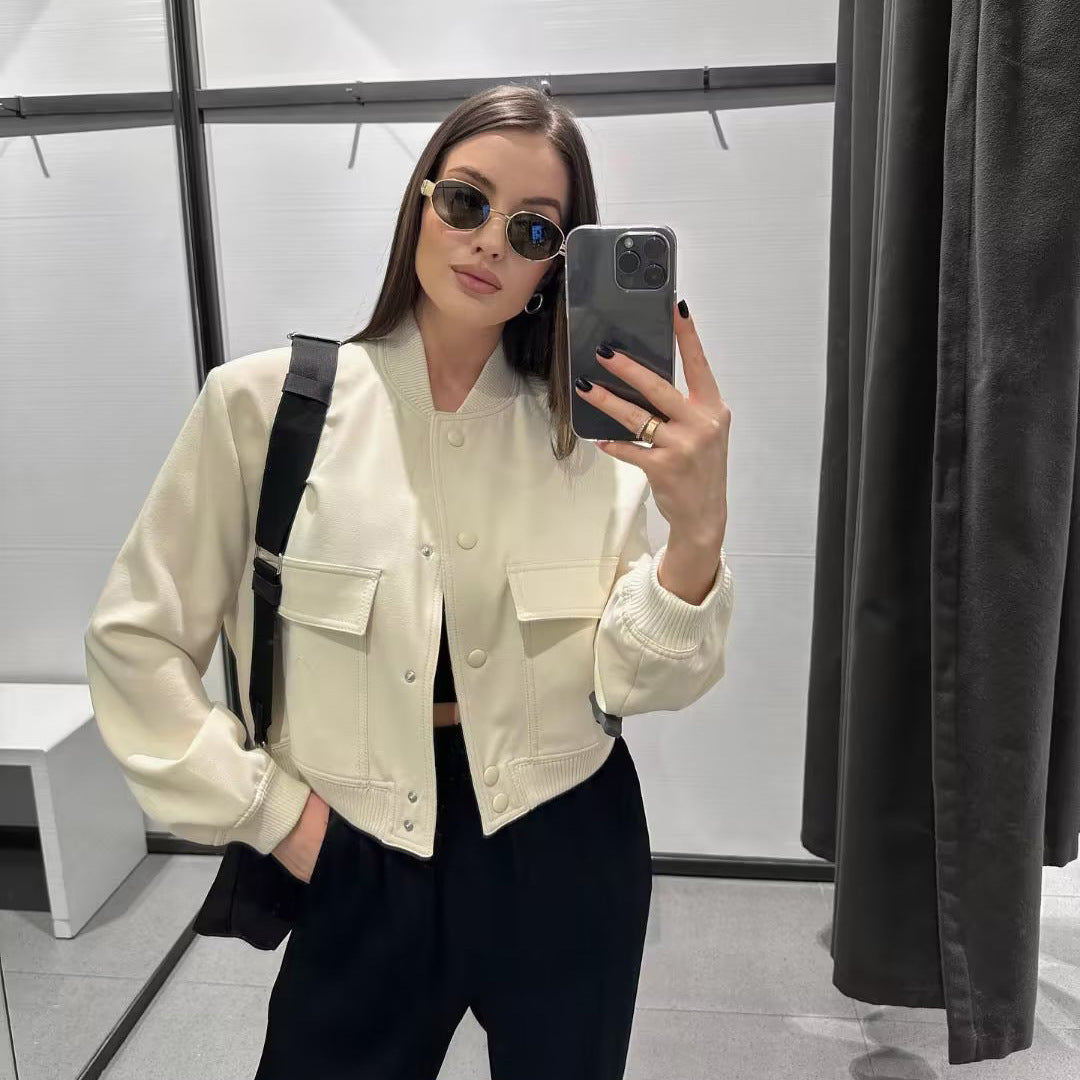 Fashionable bomber jacket casual style