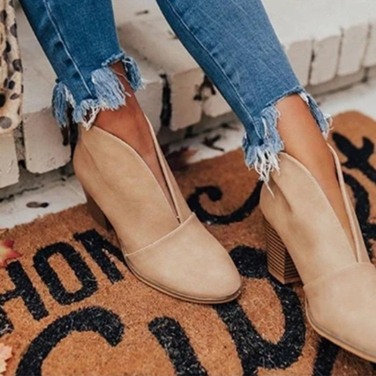 Fashionable Ankle Boots Women Block Heel Side Cutout