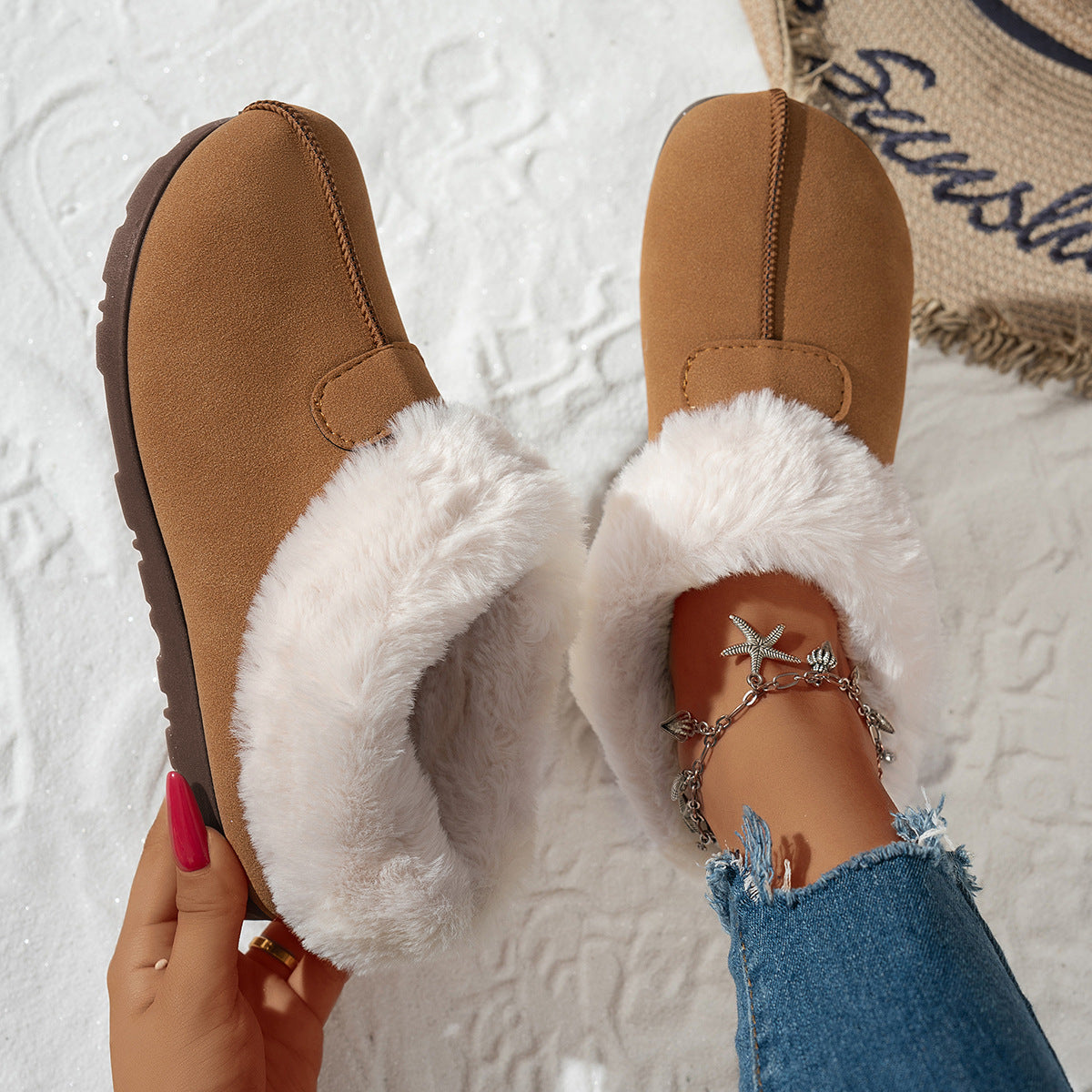 Women's Plush Slippers Soft and Warm