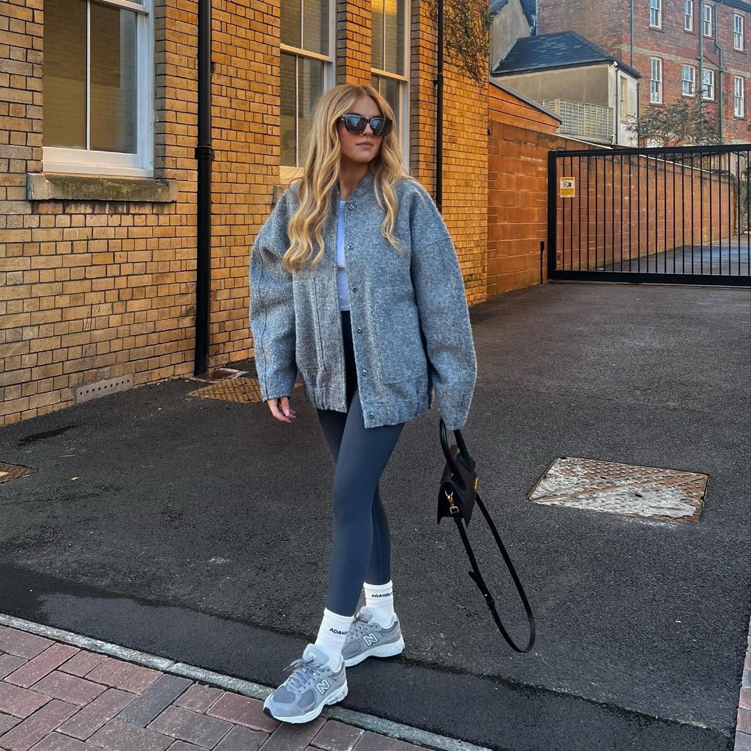 Practical Quilted Jacket With Stand-Up Collar