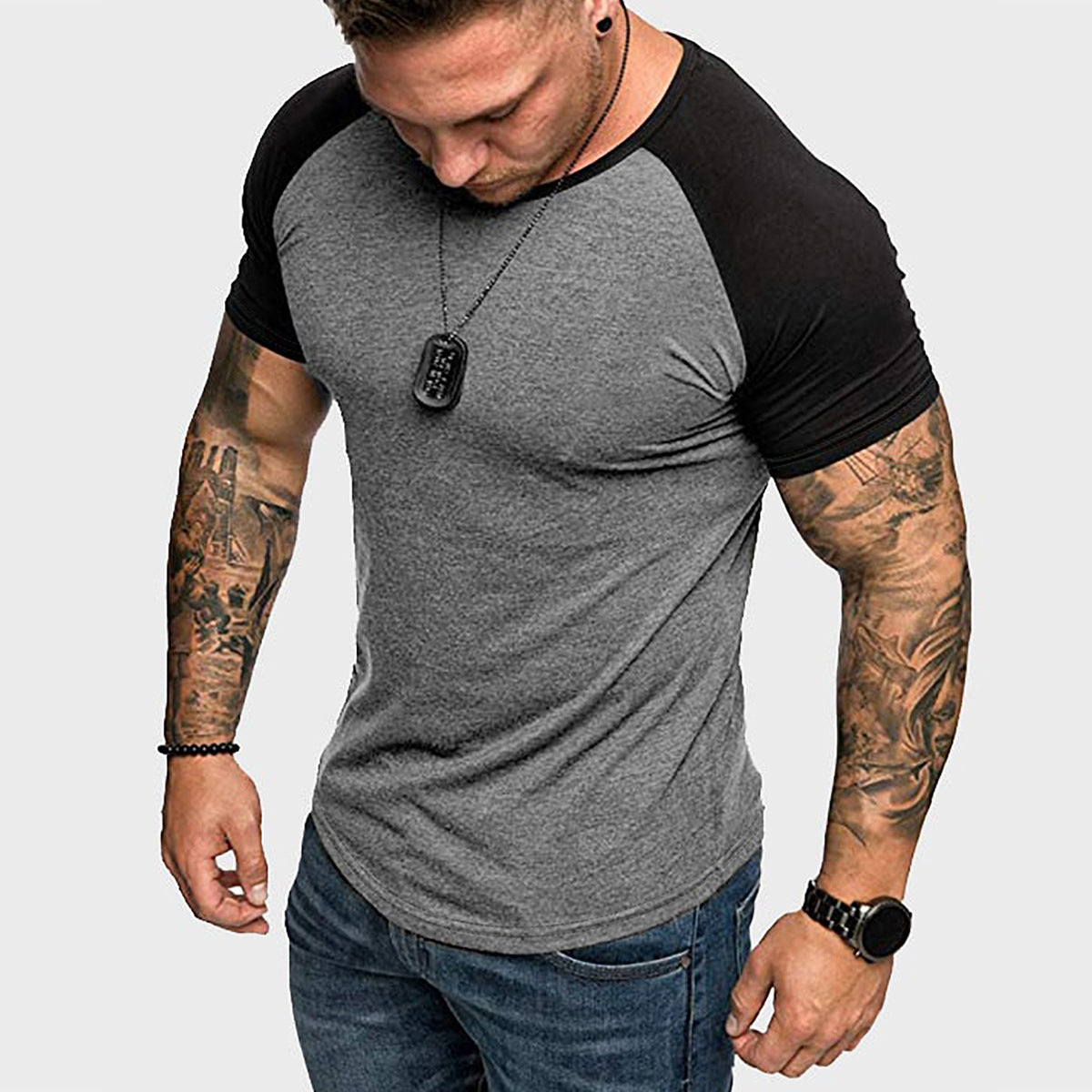 Herren Rundhals-Shirt Slim Fit Kontrast Ärmel