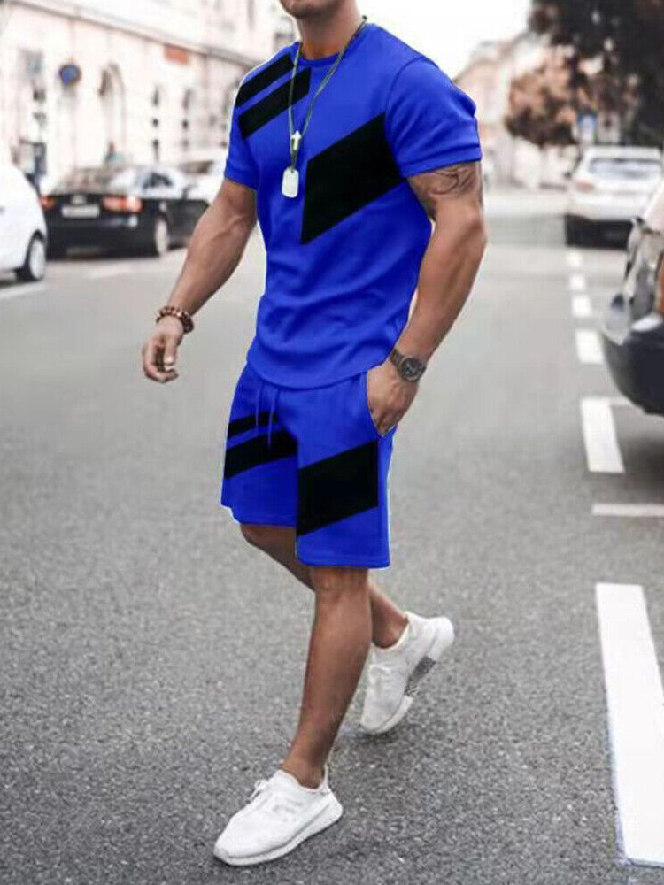 Men's Summer Outfit: Trendy T-Shirt and Shorts Set