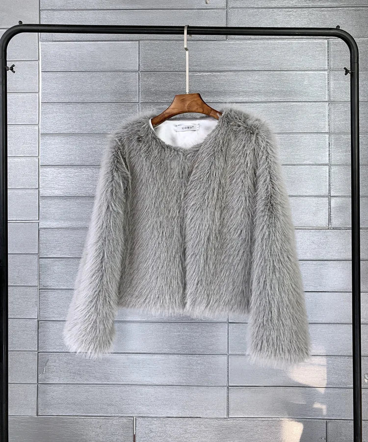 Elegant Winter Coat Modern & Versatile