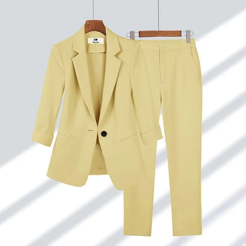Elegant Two-Piece Women's Suit