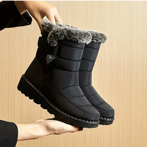 Elegant Women's Winter Boots Stylish
