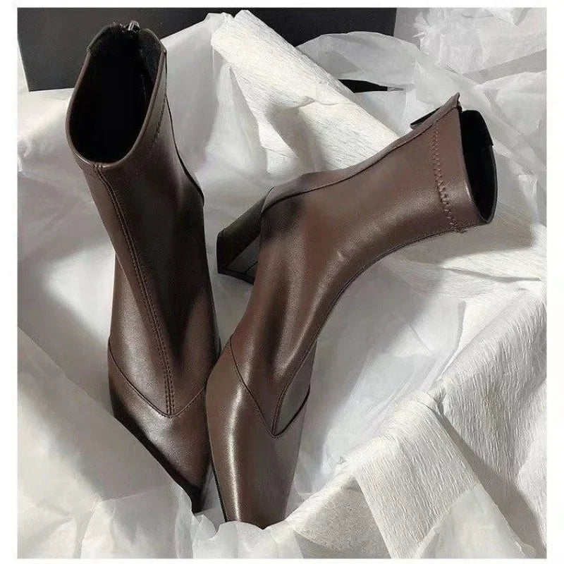 Stylish Women's High Heel Chunky Lace-up Boots