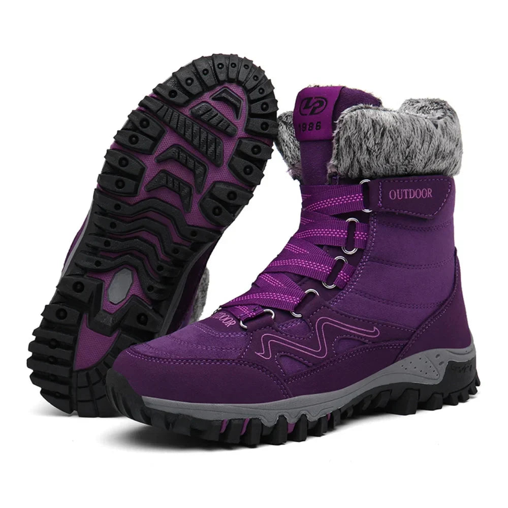 Comfortable women's boots with arch support