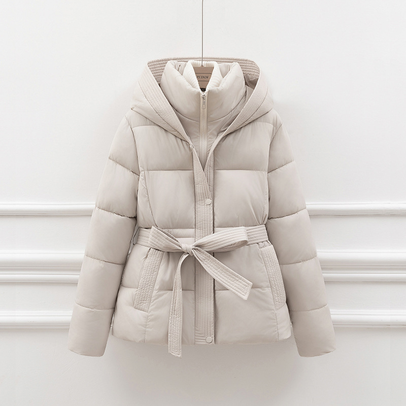 Slim quilted jacket with hood and belt