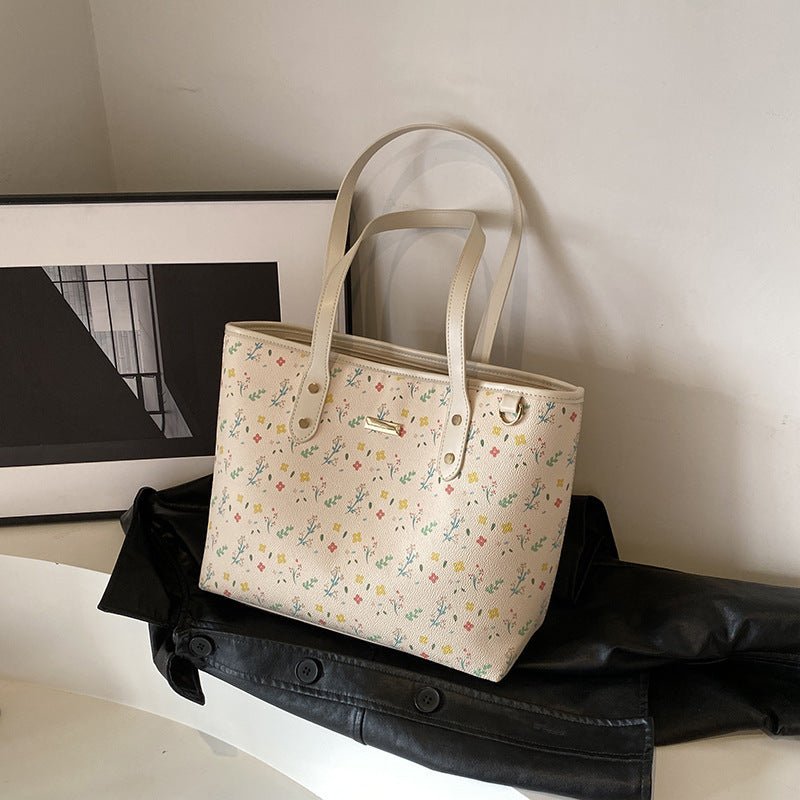 Stylish Flower Bag Retro Design with Colored Straps