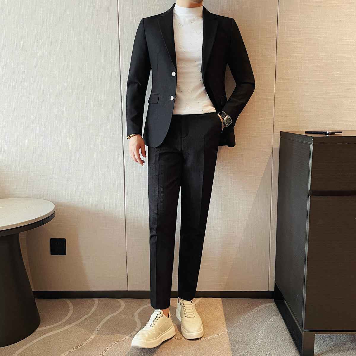 Men's Suit Modern Slimline Design