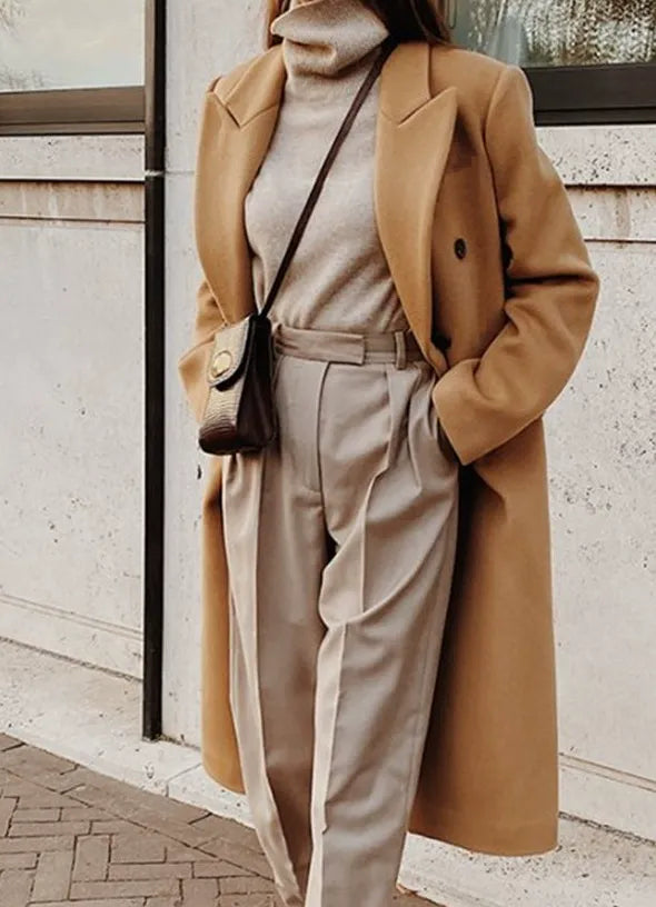 Elegant long coat Slim fit Wool quality Classic