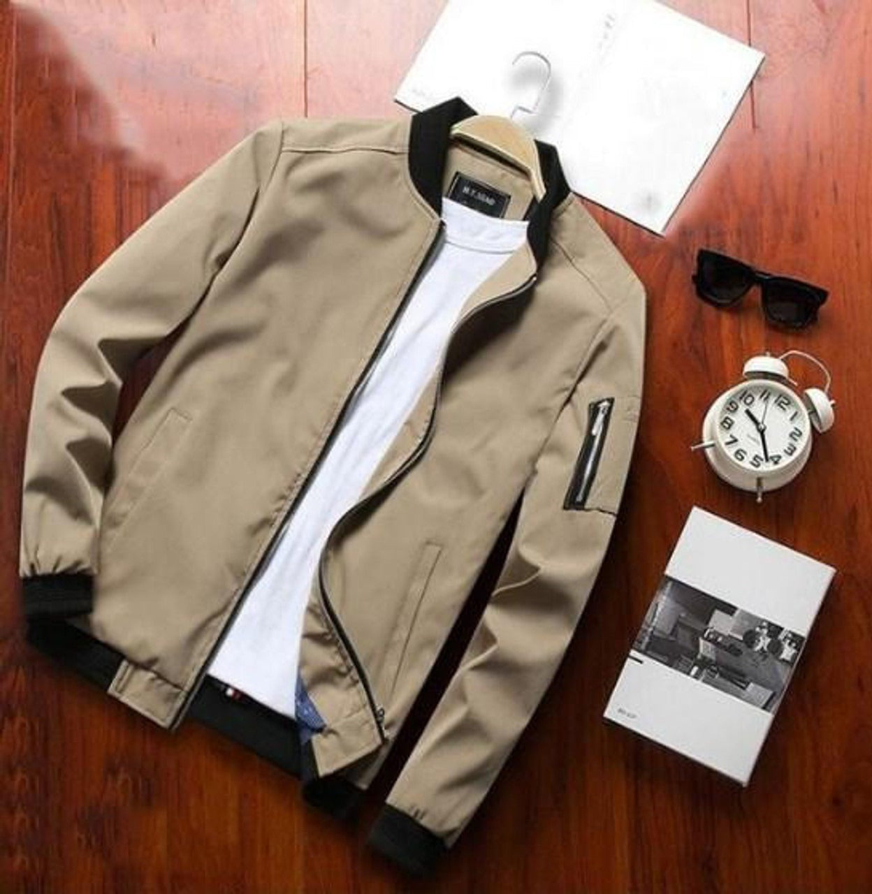 Stylish Bomber Jacket Windproof Sporty