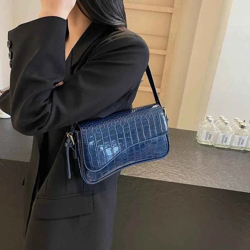 Mila - Women's School Bag Structured Wavy Design