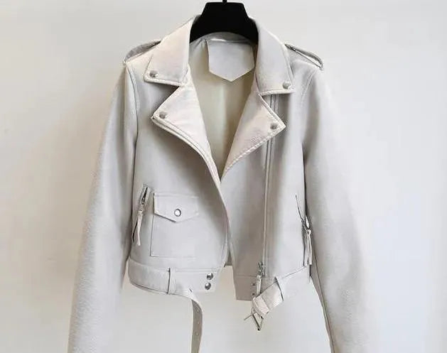 Stylish Women's Leather Jacket Elegant Cut