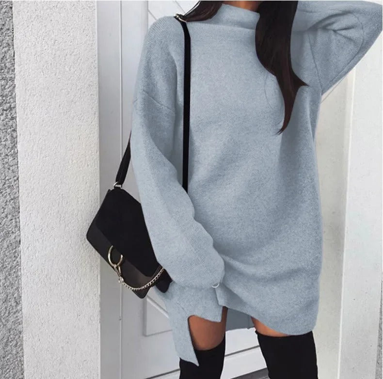 Oversize Knitted Roll-neck Dress Model