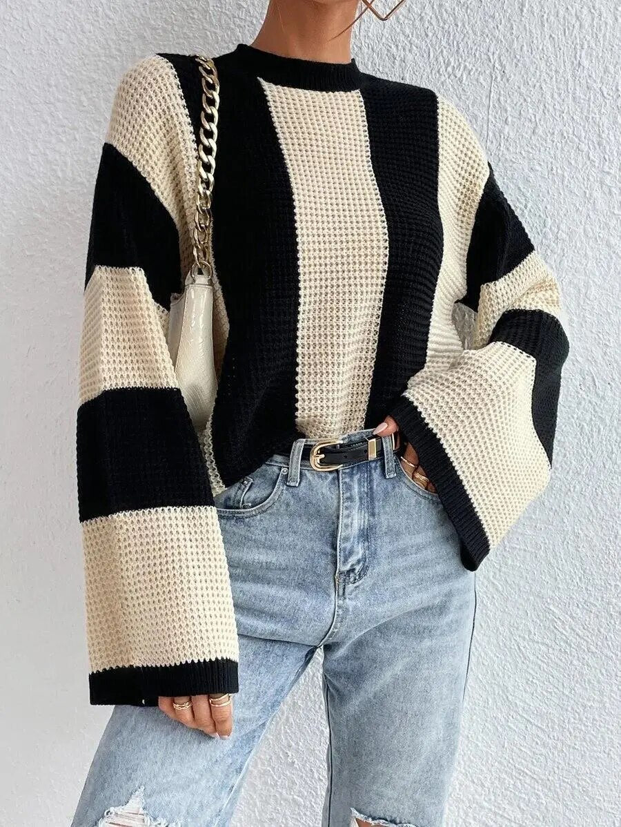 Modern Two-Tone Sweater Wide Sleeves