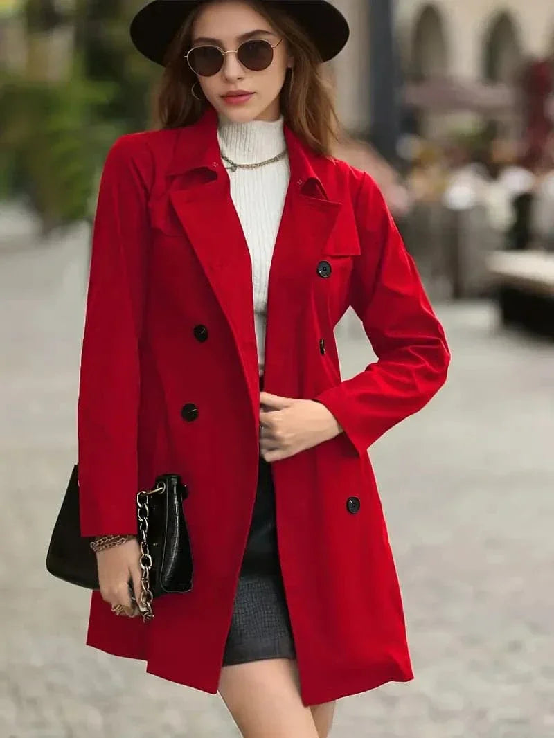 Elegant women's coat Tailored fit