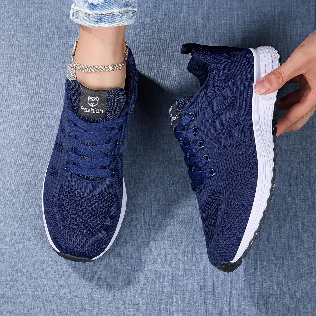 Women's Lightweight Sporty Sneakers