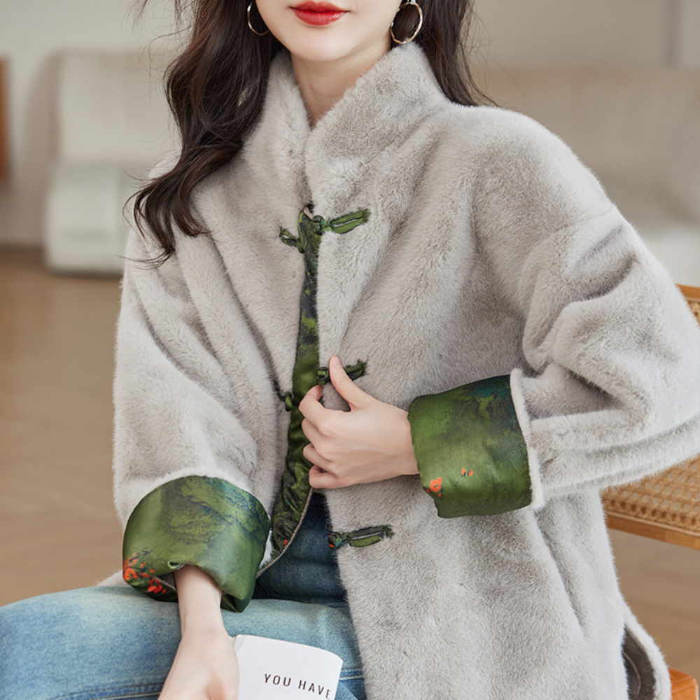 Elegant Women's Winter Coat Classic Style
