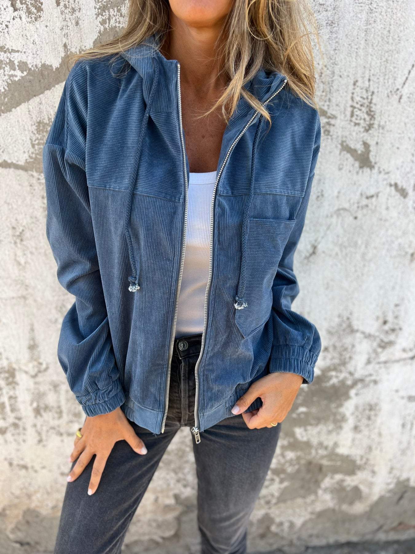 Practical leisure jacket hood zipper