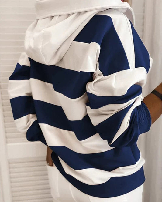 Bequeme Hoodie mit Strickdetails und Lockerer Passform - IdealeKleiden