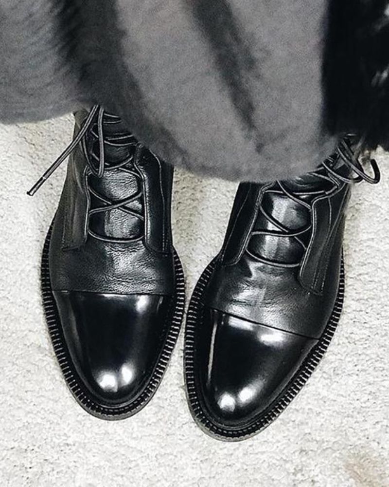 Damenstiefel Mit Hochwertigen Absätzen - IdealeKleiden