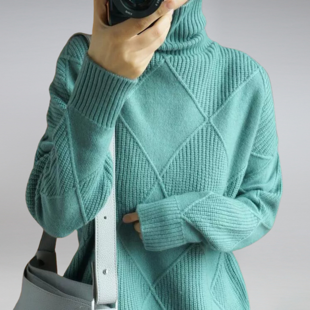 Soft Turtleneck Minimal Chic