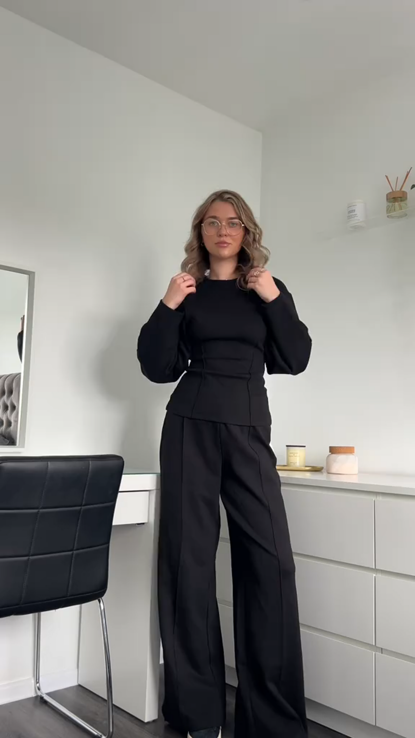 Comfortable Women's Sweater Set with Wide-Leg Pants