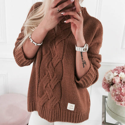 Women's Chunky Knit Sweater with Elegant Cable Design