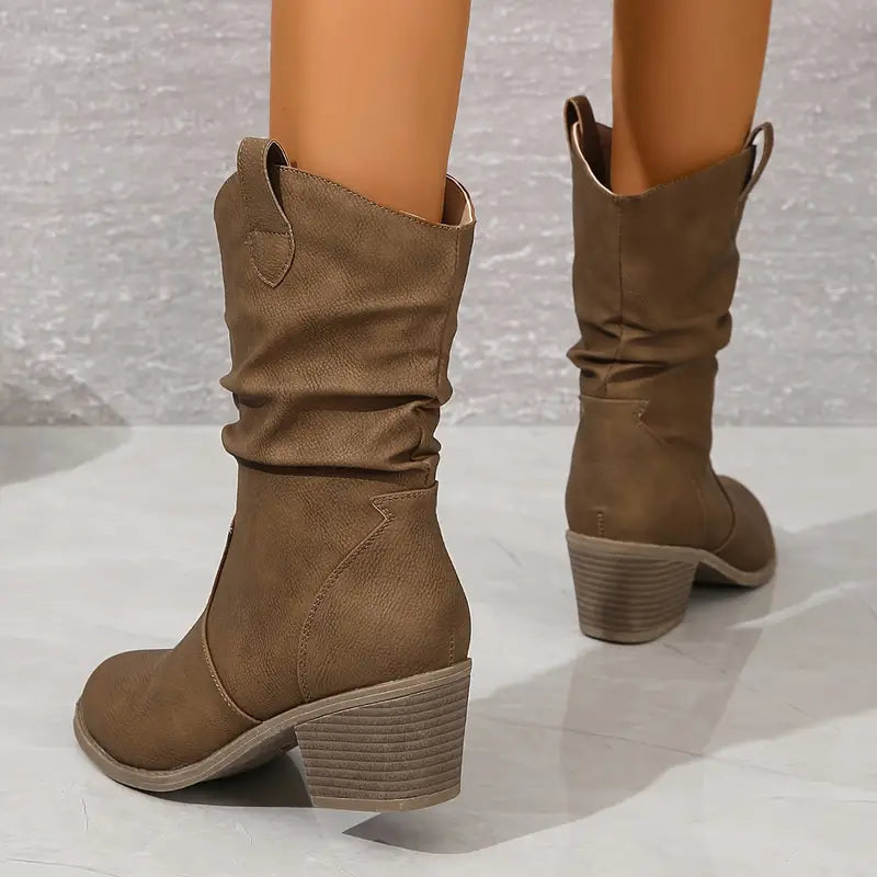 Stylish Leather Boots Rustic Chic