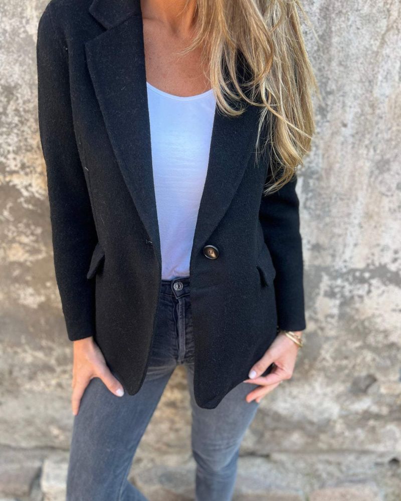 Elegant Women's Blazer Classic Modern