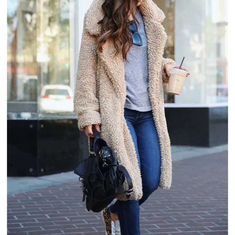 Soft winter coat with a fuzzy look