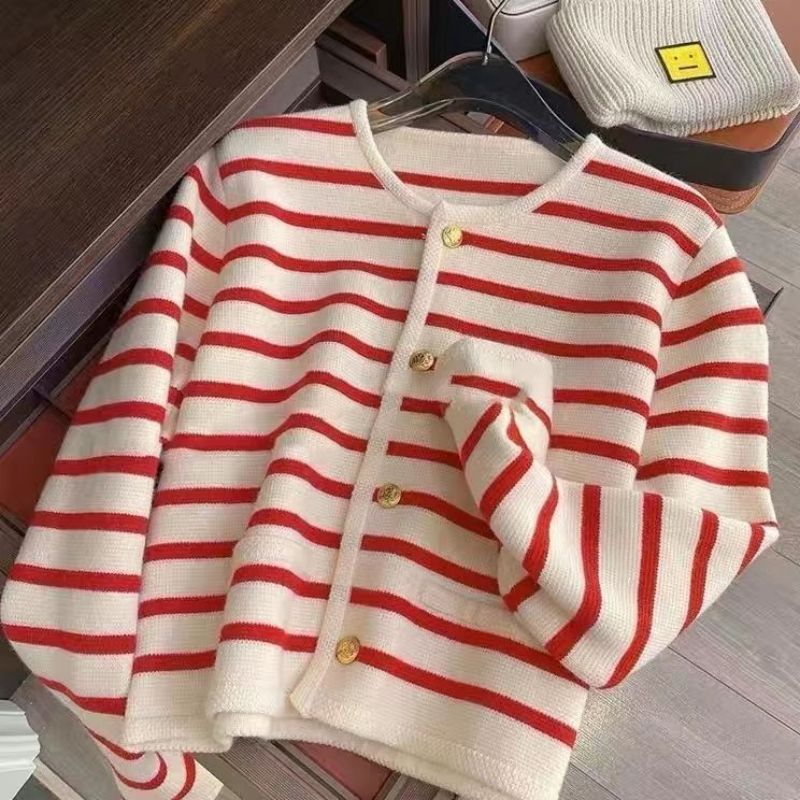 Cozy knit sweater autumn look warm