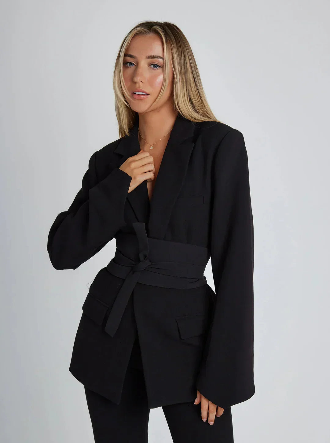 Aina Damen Blazer Elegant Lässig