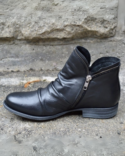 Stilvolle Lederstiefel Mit Reißverschluss - IdealeKleiden