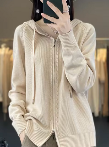 Kuschelige Strickjacke Mit Kapuze - IdealeKleiden