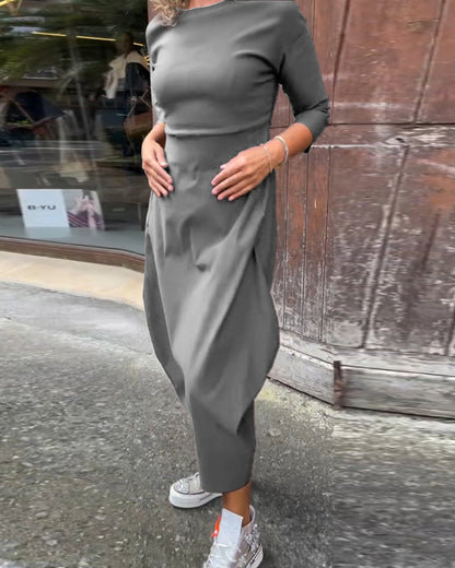 Elegant Women's Long-Sleeved Dress With Pocket