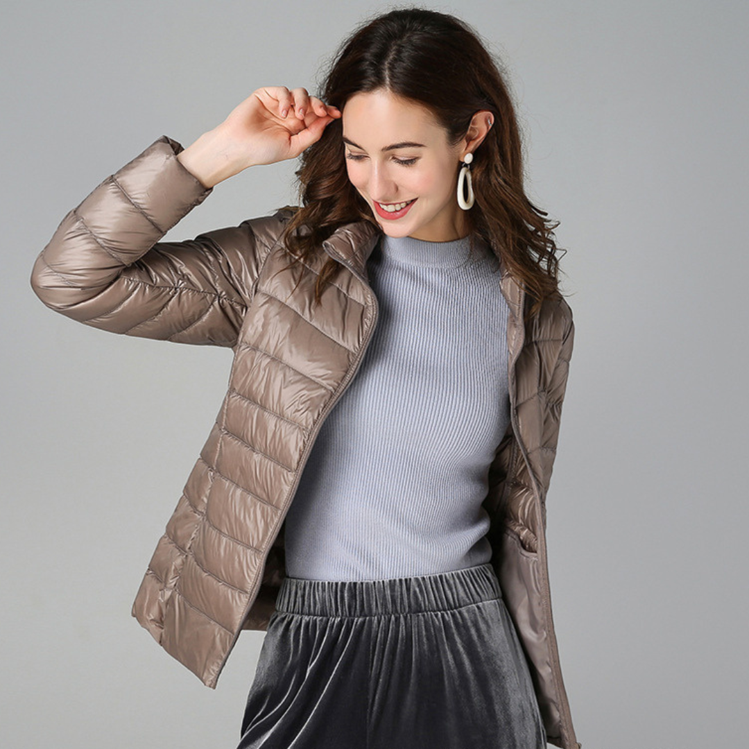Women's Light Transitional Jacket Modern Cut