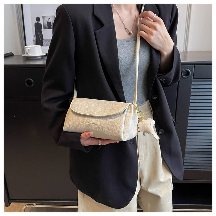 Elegant Retro Leather Handbag Design