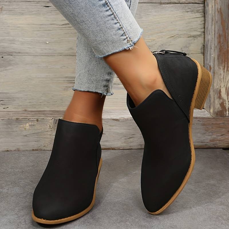 Elegant Women's Boots