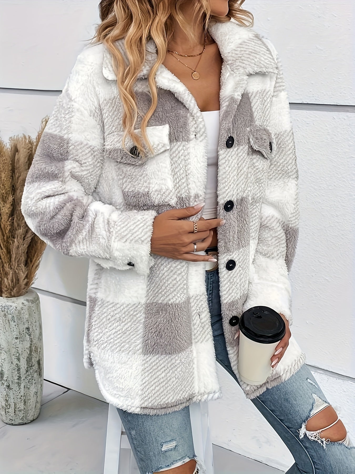 Women's Fleece Jacket Plaid Pattern Warm & Comfortable