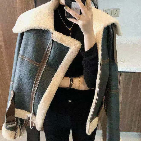 Perfekte Damenjacke Elegant Geschnitten - IdealeKleiden
