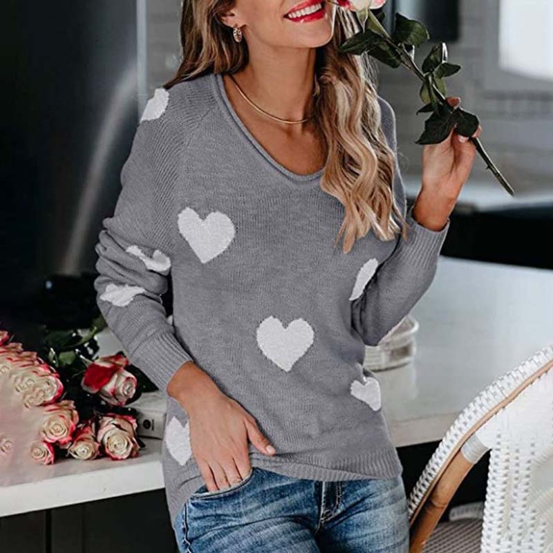 Women's Knitted Jumper Heart Pattern Elegance
