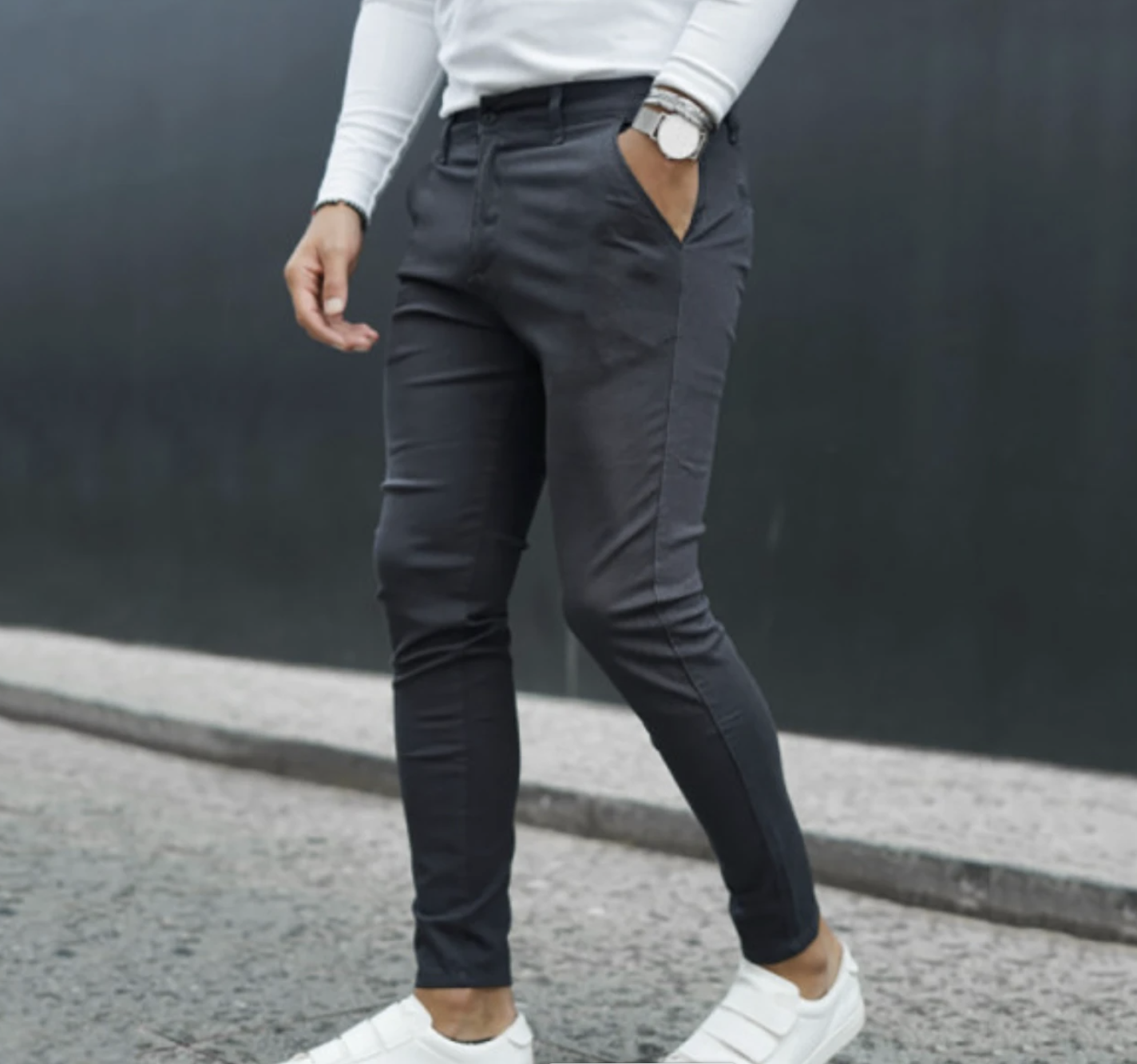 Bequeme Jeanshose Modern Stil - IdealeKleiden
