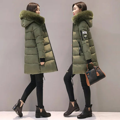 Practical women's parka jacket